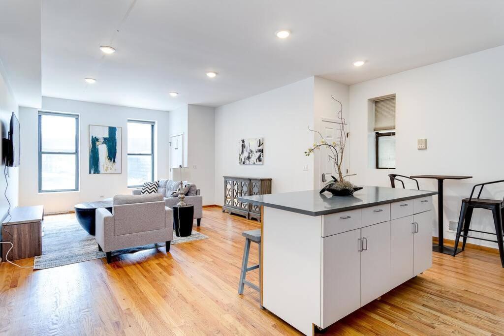 Goose Island Central Downtown Prime Location With Access To Patio Chi - 1 Chicago Exteriör bild